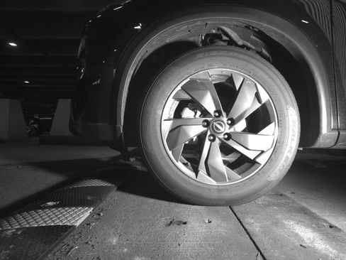 Used 2025 Nissan Rogue SV image 12