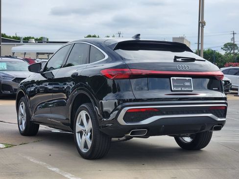 Certified 2025 Audi Q5 Premium Plus w/ Premium Plus AWD/4WD image 6