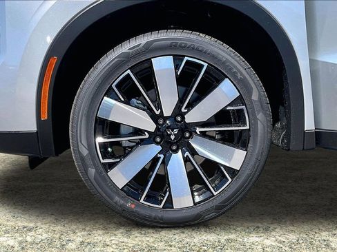 New 2026 Mitsubishi Outlander FWD image 12