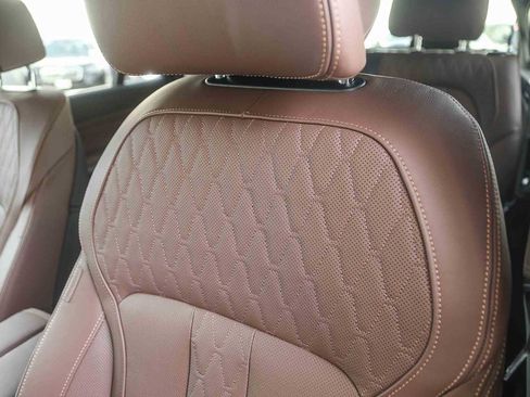 Used 2026 BMW X7 M60i image 22