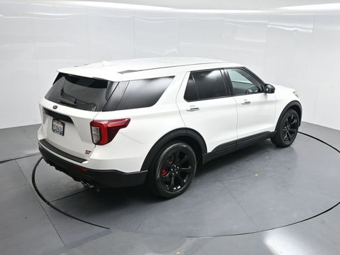 Used 2022 Ford Explorer ST w/ ST Street Pack image 46