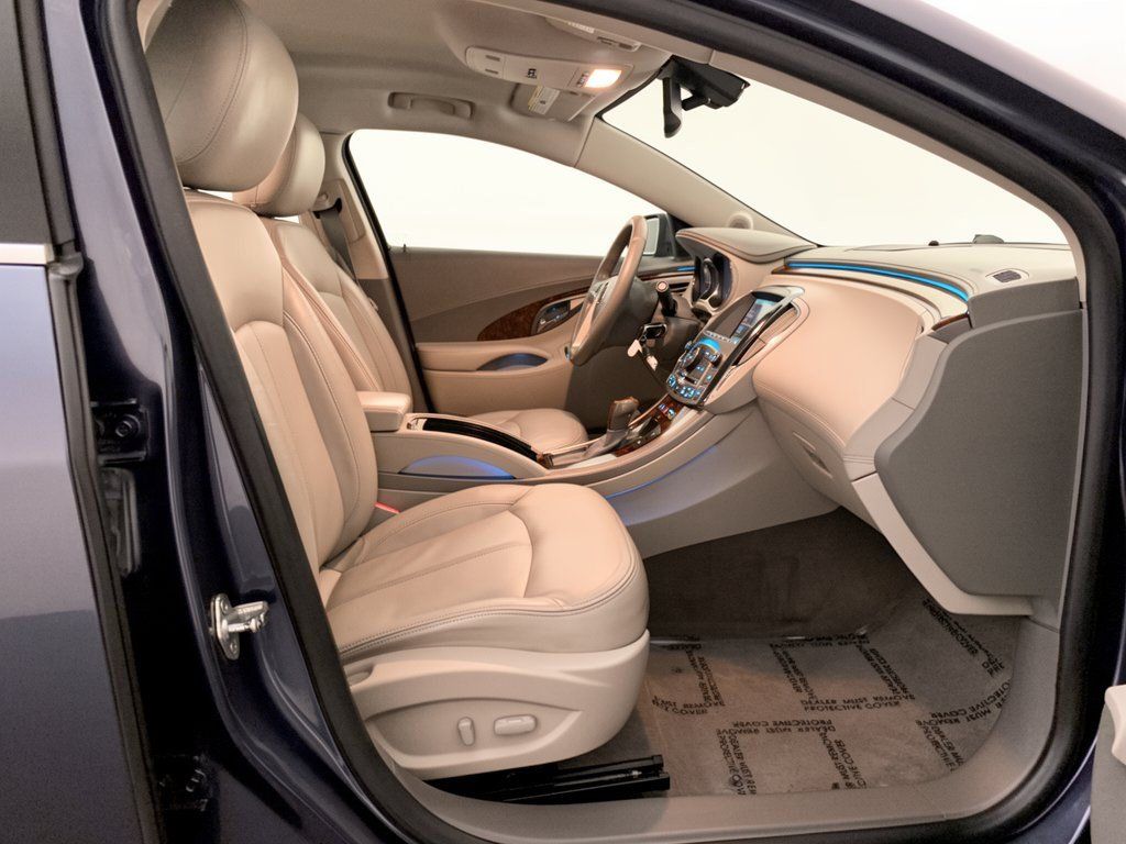 Used 2013 Buick LaCrosse Leather FWD image 30