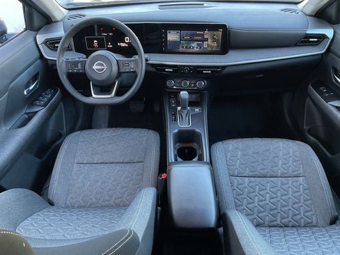 Used 2025 Nissan Kicks SV image 20