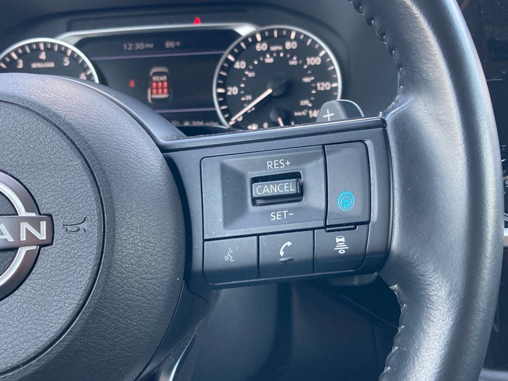 Used 2025 Nissan Pathfinder SV FWD image 18