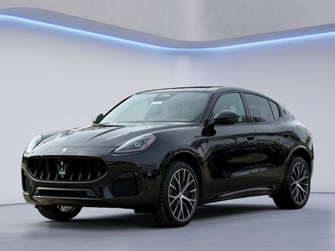 New 2026 Maserati Grecale Modena image 8