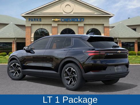 New 2026 Chevrolet Equinox EV LT image 4