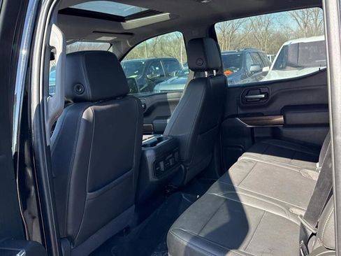 Used 2020 Chevrolet Silverado 1500 LT Trail Boss image 5