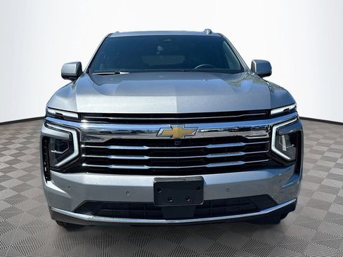 Used 2025 Chevrolet Tahoe LT AWD/4WD image 2