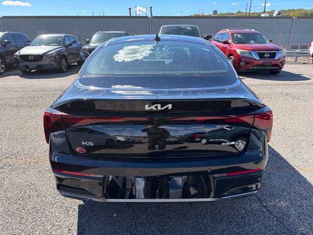 New 2027 Kia K5 GT-Line FWD image 4