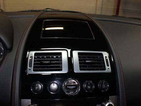 Used 2009 Aston Martin DB9 Coupe image 29