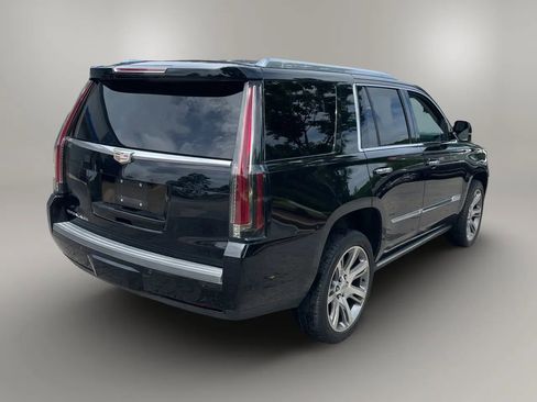 Used 2015 Cadillac Escalade Premium AWD/4WD image 3
