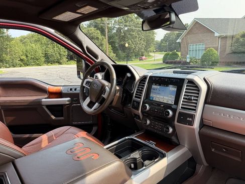 Used 2018 Ford F250 King Ranch w/ King Ranch Ultimate Package AWD/4WD image 22