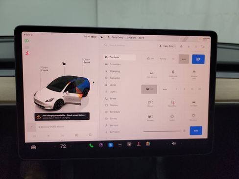 Used 2023 Tesla Model Y Long Range image 18