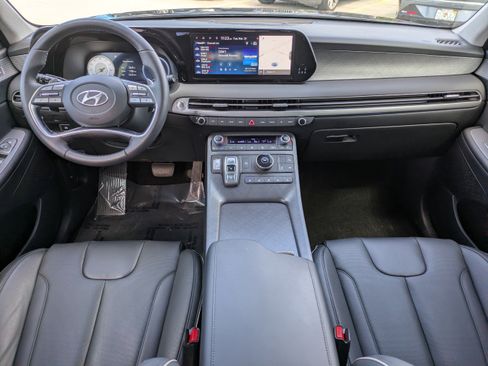Used 2025 Hyundai Palisade Limited image 11