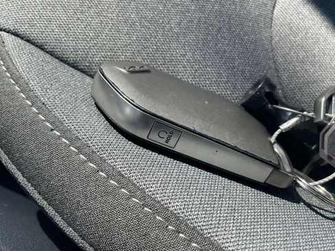 Used 2025 Kia K4 LXS image 23