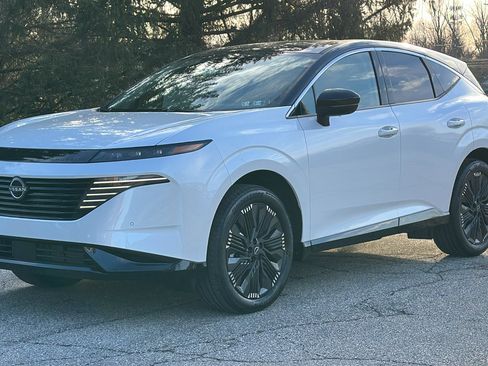 New 2026 Nissan Murano Platinum w/ Cargo Package image 2