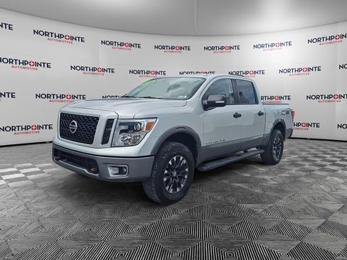 Used 2018 Nissan Titan PRO-4X AWD/4WD image 2