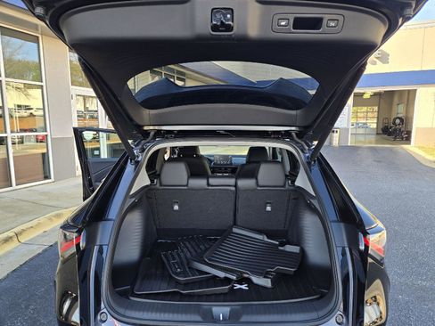 Certified 2025 Acura ADX FWD image 27