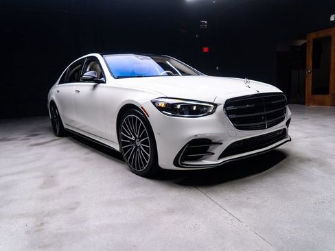 Used 2023 Mercedes-Benz S 580 4MATIC Sedan image 9