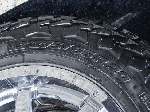 Used 2016 RAM 2500 Laramie w/ Sport Appearance Group image 48