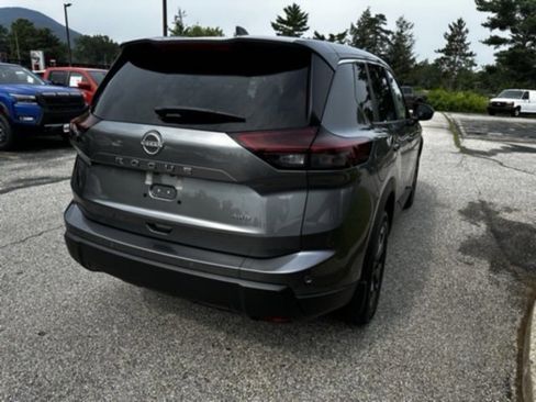 New 2026 Nissan Rogue SV w/ Cold Weather Package image 5
