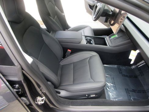 Used 2024 Tesla Model 3 RWD image 23