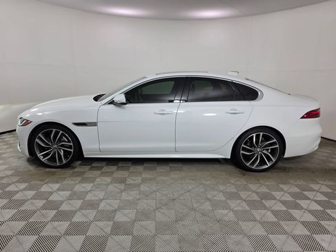 Used 2024 Jaguar XF R-Dynamic SE AWD/4WD image 4