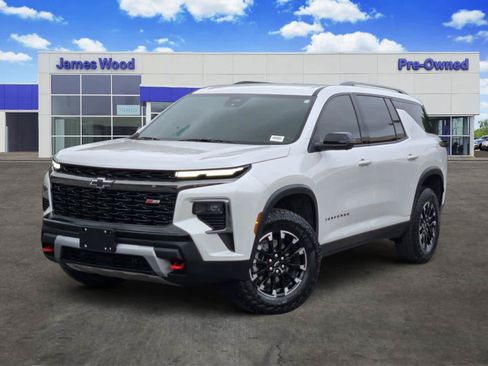 Certified 2024 Chevrolet Traverse Z71 AWD/4WD image 1