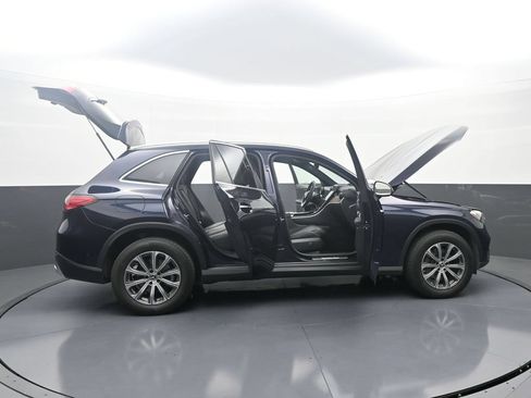 Used 2023 Mercedes-Benz GLC 300 image 45