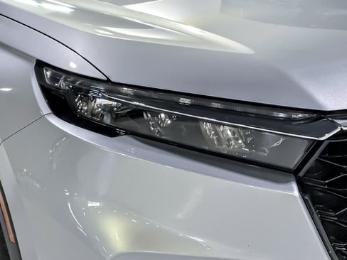 Used 2024 Honda CR-V EX image 11