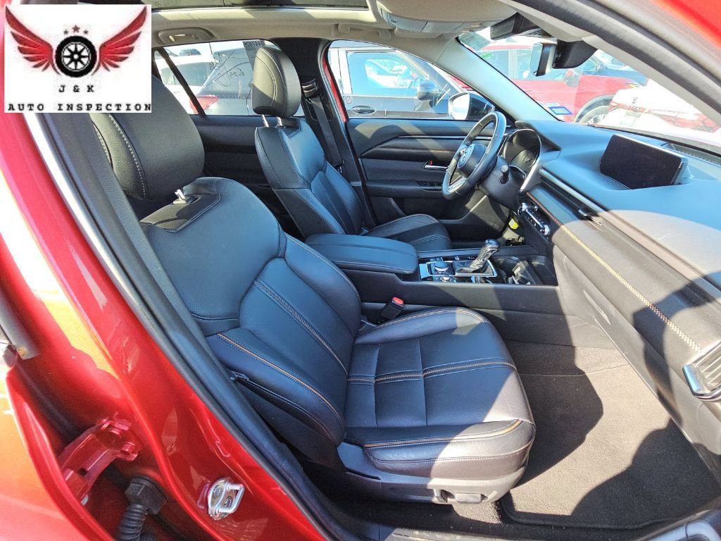 Used 2025 MAZDA CX-50 AWD 2.5 S w/ Premium Plus Pkg image 11