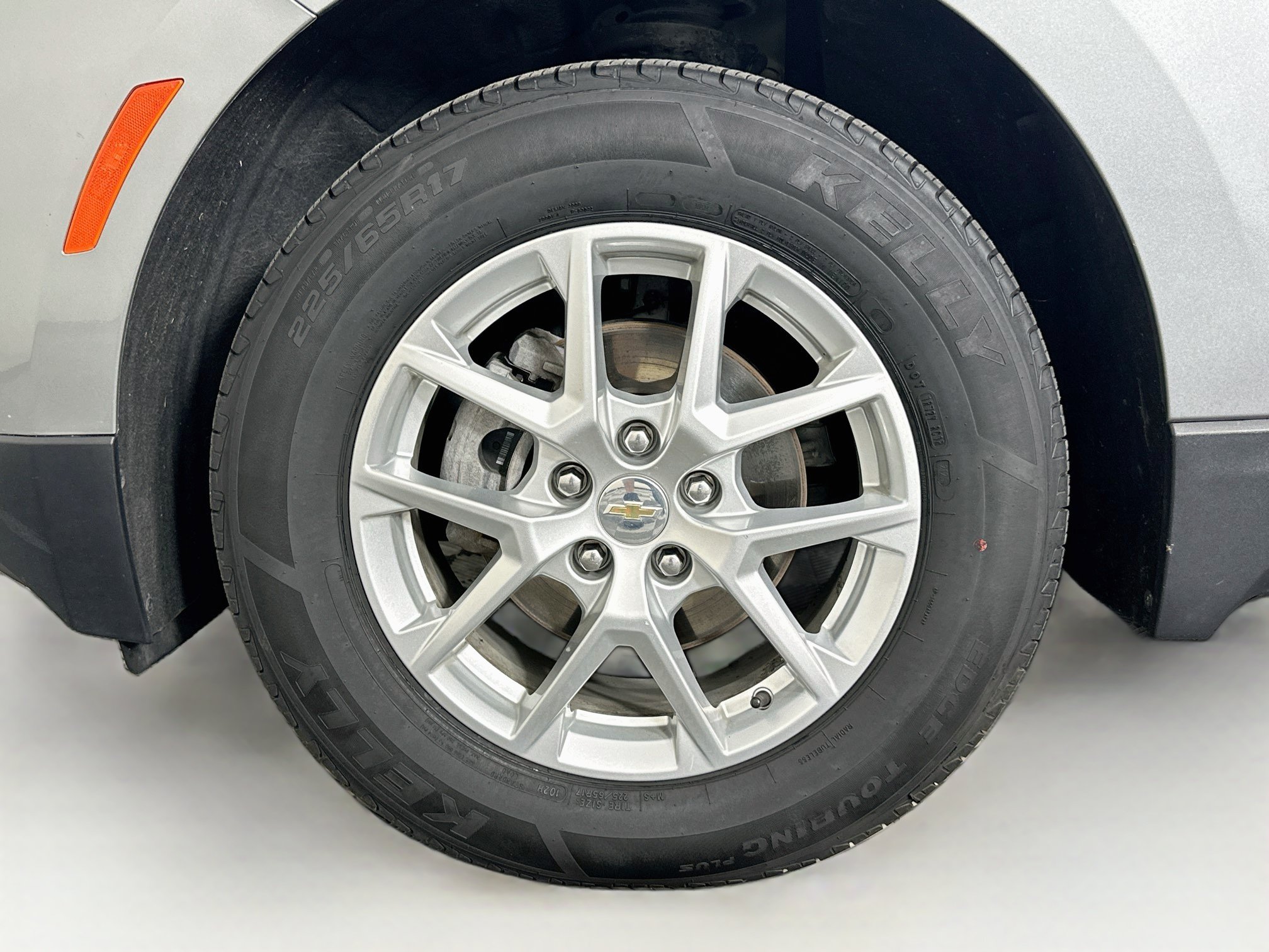 Used 2024 Chevrolet Equinox LT AWD/4WD image 11