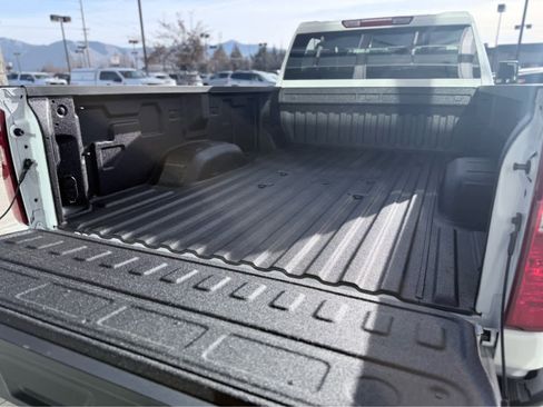 New 2026 Chevrolet Silverado 3500 W/T image 3