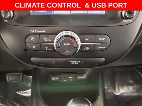 Used 2019 Kia Soul + image 20