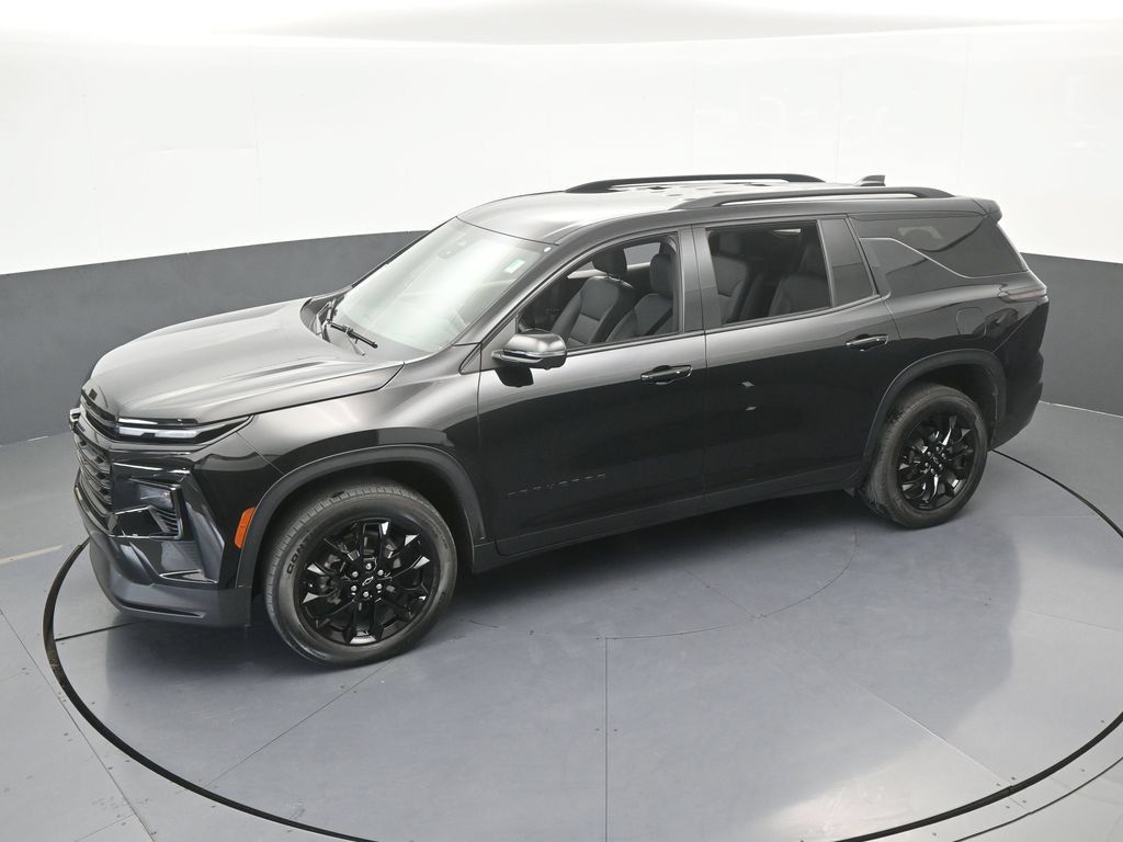 Used 2024 Chevrolet Traverse LT w/ Midnight/Sport Edition FWD image 55
