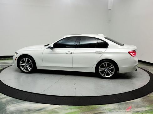 Used 2018 BMW 330i Sedan RWD image 8