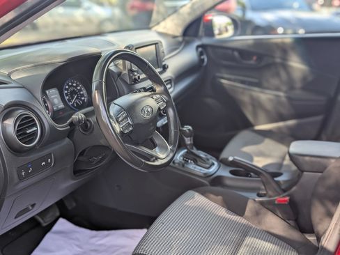 Used 2021 Hyundai Kona SEL w/ Cargo Package FWD image 11