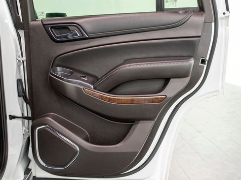 Used 2015 Chevrolet Tahoe 4WD image 19