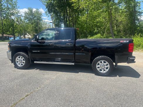 Used 2015 Chevrolet Silverado 2500 LT w/ LT Convenience Package AWD/4WD image 19