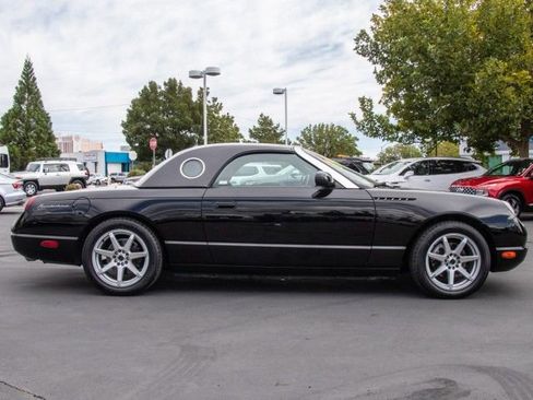 Used 2002 Ford Thunderbird image 8