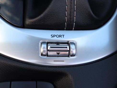 Used 2025 MAZDA MX-5 Miata RF Grand Touring image 32