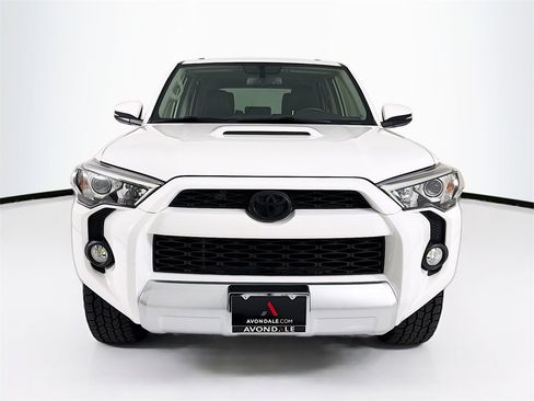 Used 2018 Toyota 4Runner TRD Off-Road Premium image 6