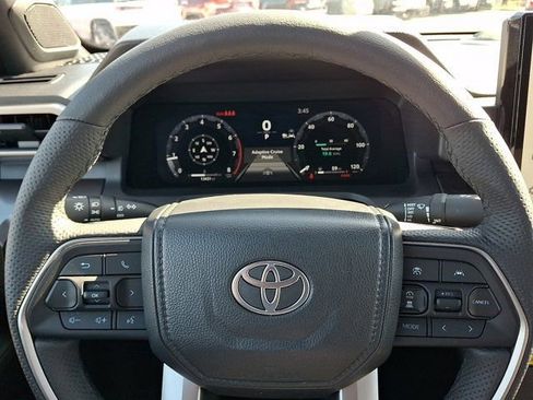 Used 2025 Toyota Tacoma TRD Off-Road w/ TRD Off Road Premium Package image 24