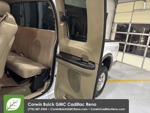 Used 2005 Ford F350 4x4 SuperCab Super Duty image 17