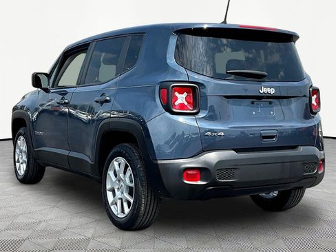 Used 2023 Jeep Renegade Latitude AWD/4WD image 4