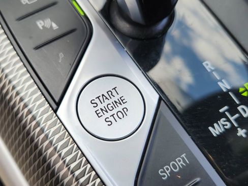 Used 2023 BMW 440i xDrive Coupe w/ Premium Package image 21