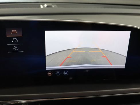 Used 2024 Cadillac Lyriq Tech AWD/4WD image 38
