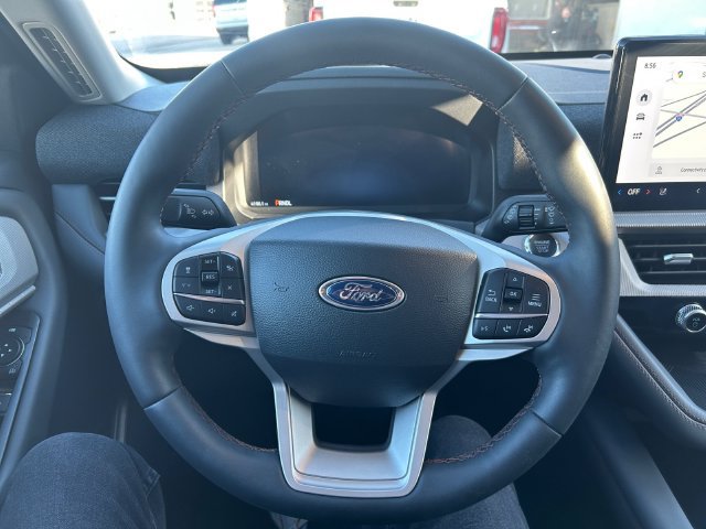 Used 2025 Ford Explorer Active w/ Active Comfort Package AWD/4WD image 22