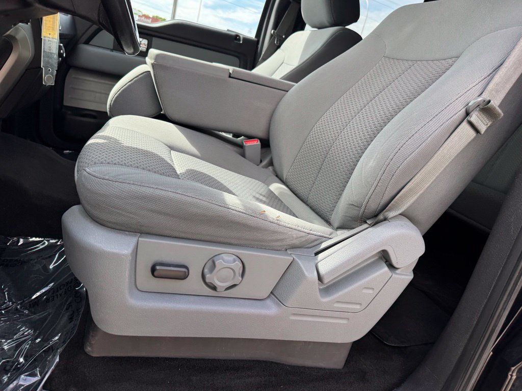 Used 2013 Ford F150 XLT w/ Luxury Equipment Group AWD/4WD image 6