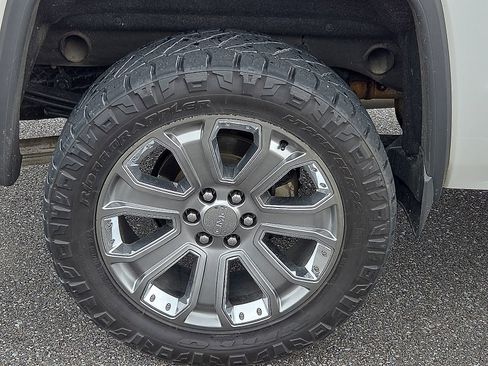 Certified 2018 GMC Sierra 1500 Denali w/ Denali Ultimate Package image 7